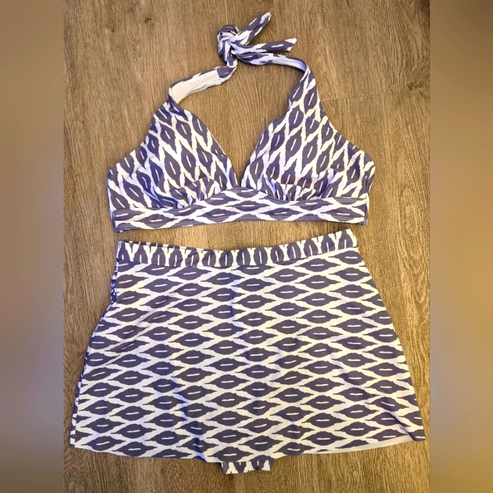 Grey and White Patterned Bikini Set - Size L